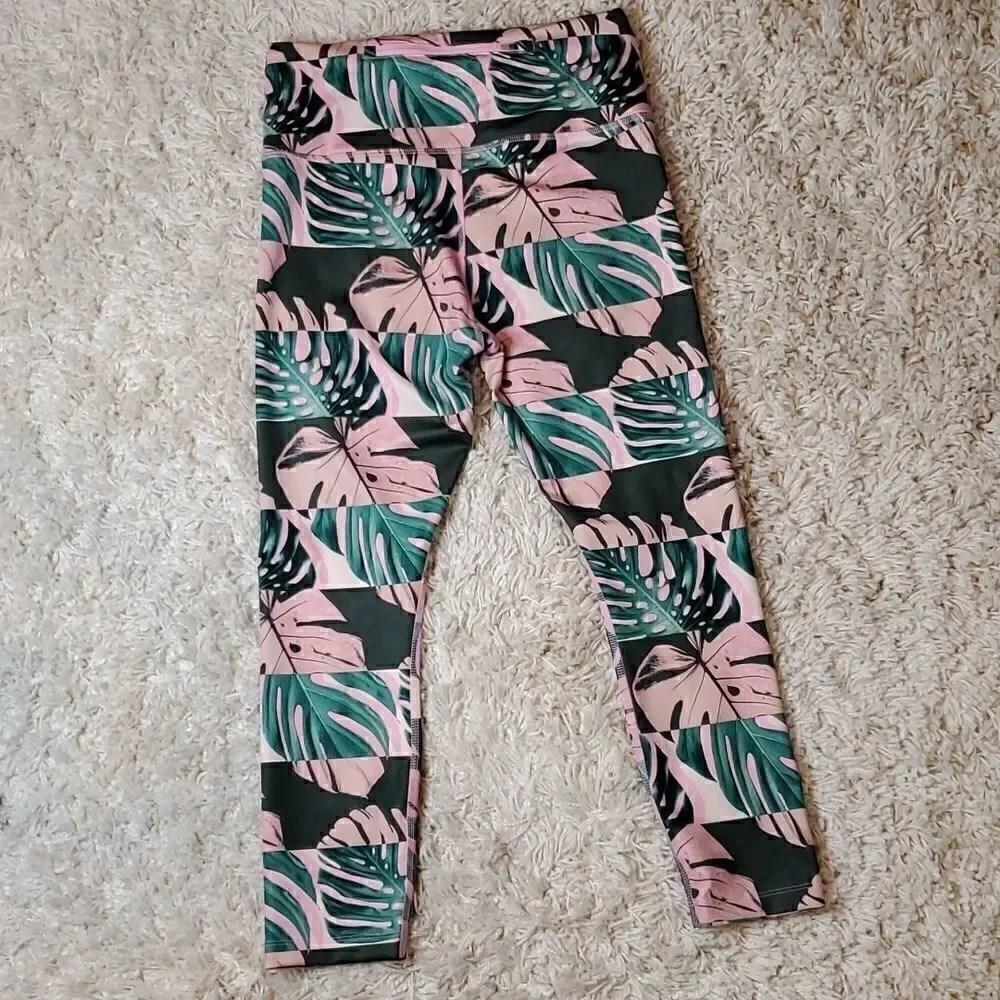 NIKE DRI-FIT Cropped Leggings